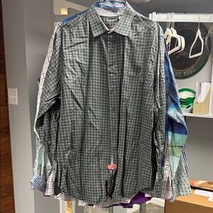 Robert Graham Black and Gray Geometric Shirt